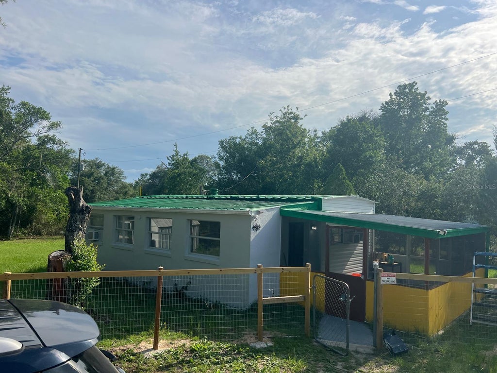 Photo of 20456 SE 140th Street, Umatilla, FL 32784 (MLS # TB8522562)