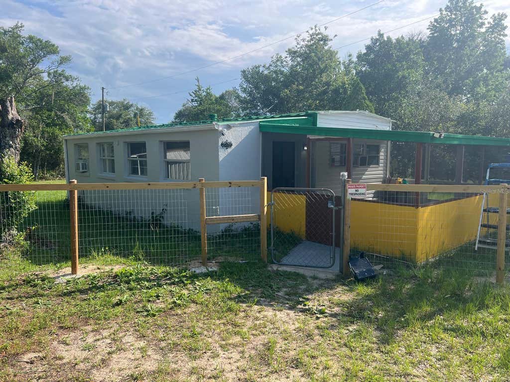 Photo of 20456 SE 140th Street, Umatilla, FL 32784 (MLS # TB8522562)