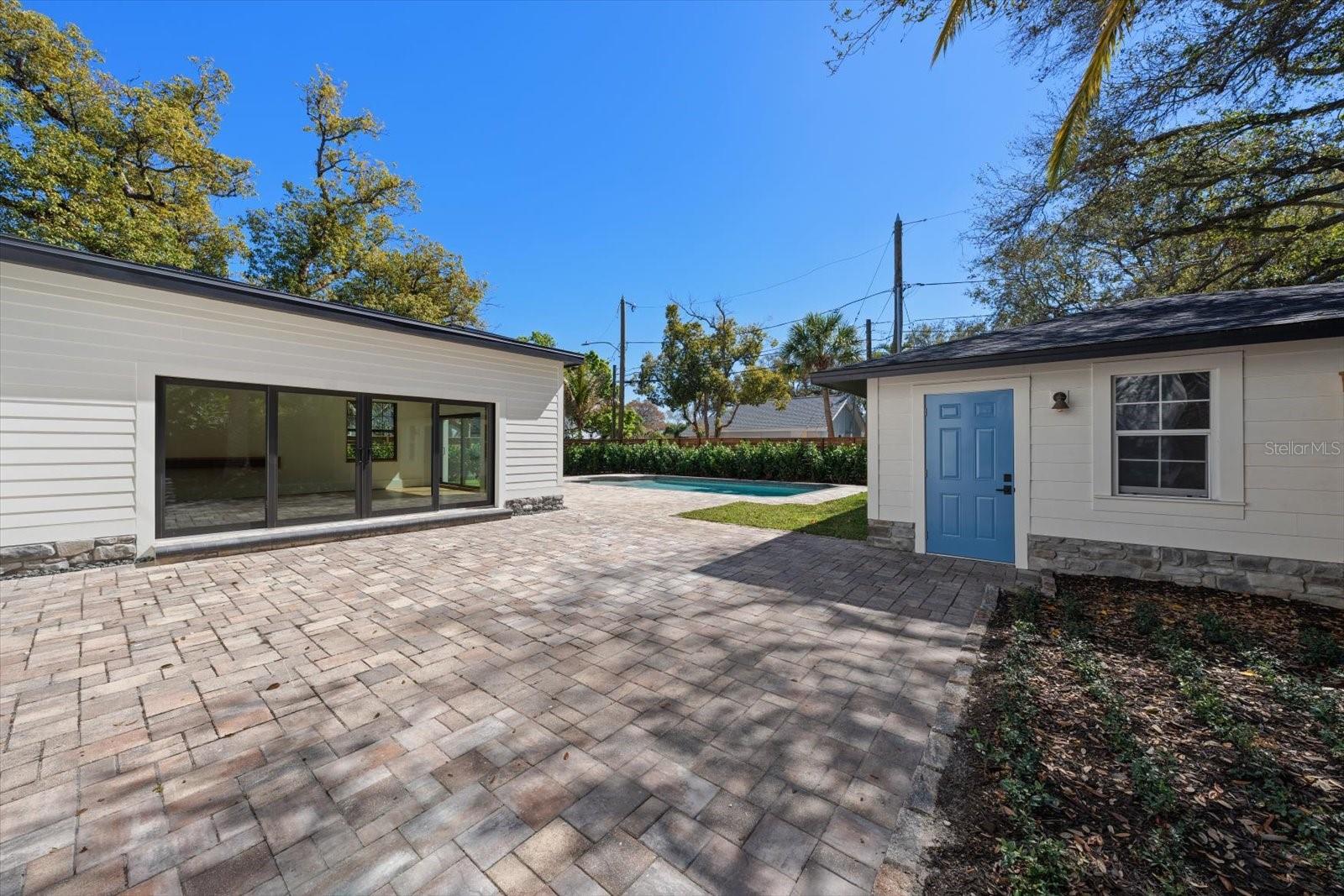 BROWNLEIGH COURT - Residential