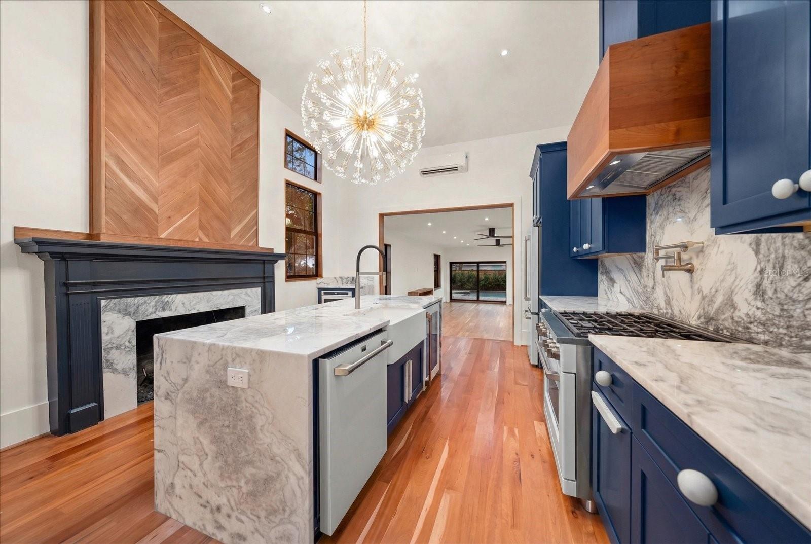 BROWNLEIGH COURT - Residential