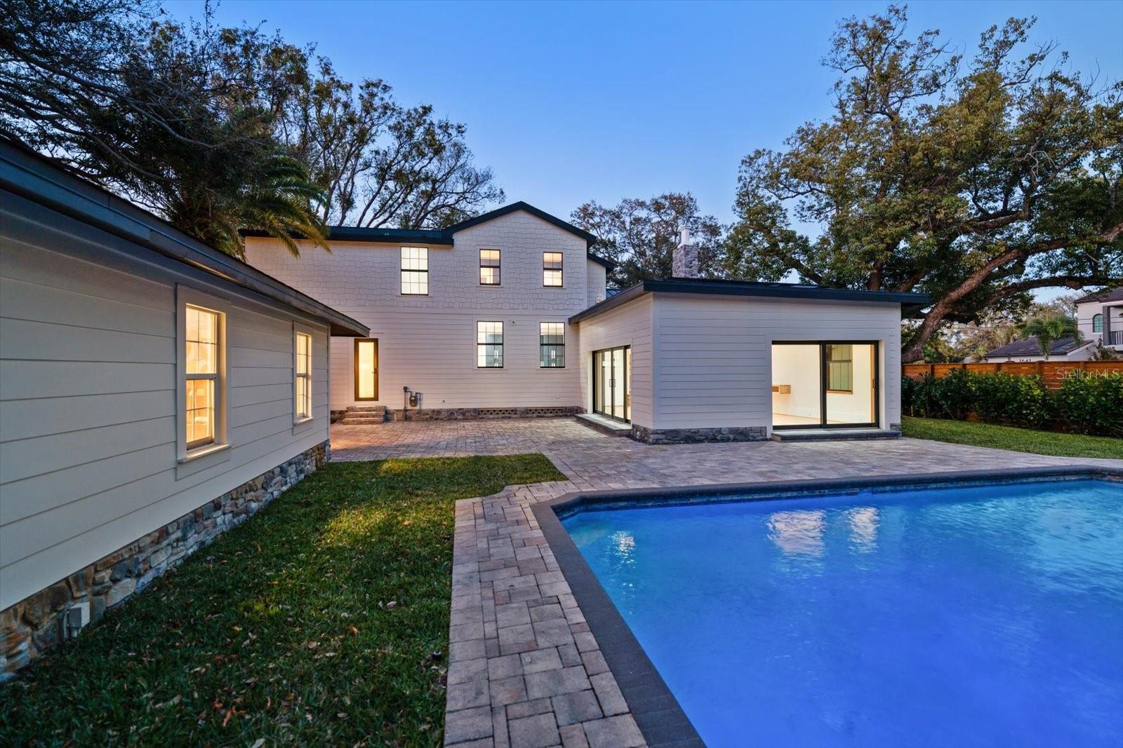 BROWNLEIGH COURT - Residential