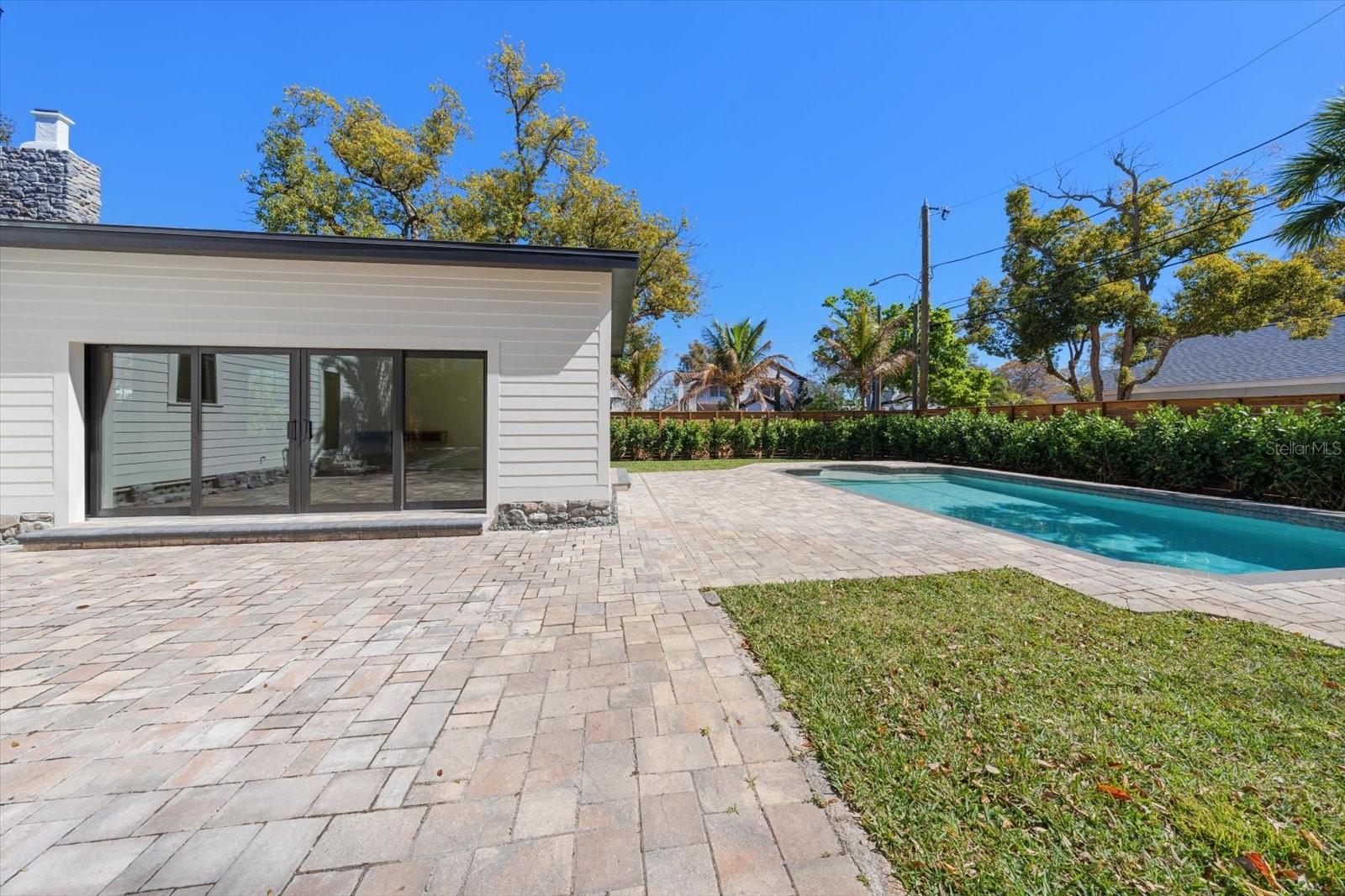 BROWNLEIGH COURT - Residential