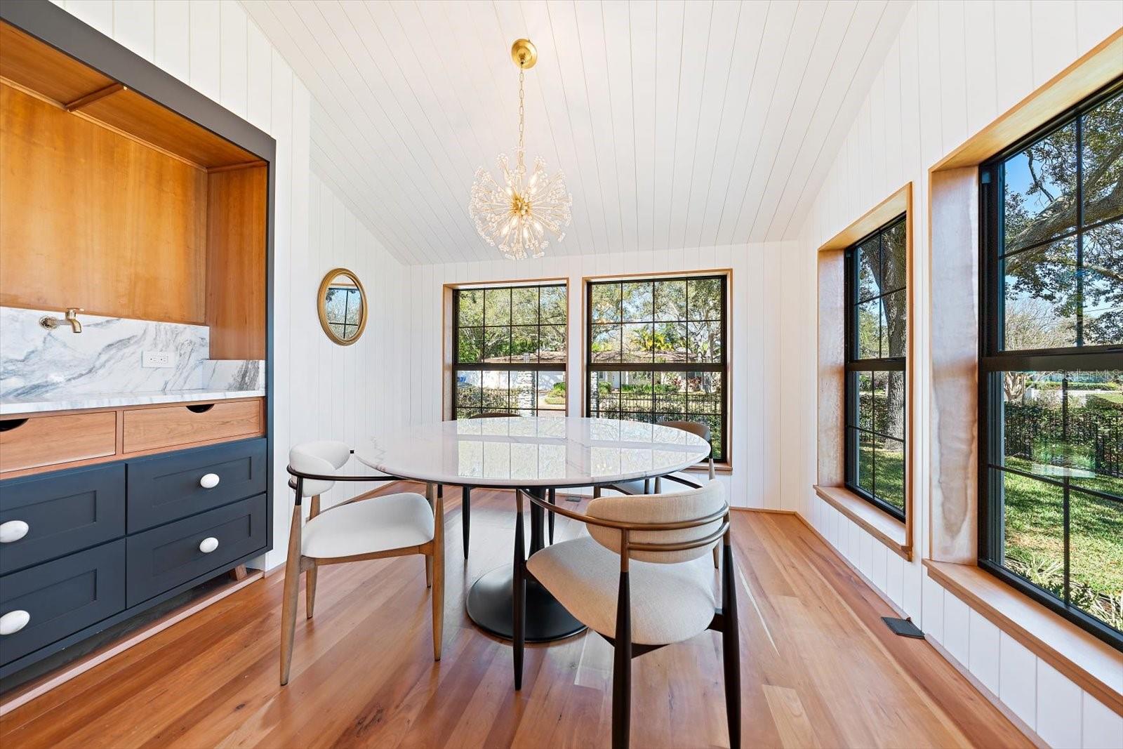 BROWNLEIGH COURT - Residential