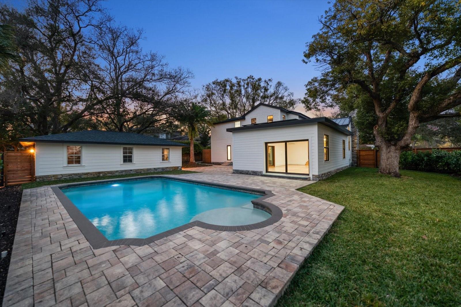 BROWNLEIGH COURT - Residential