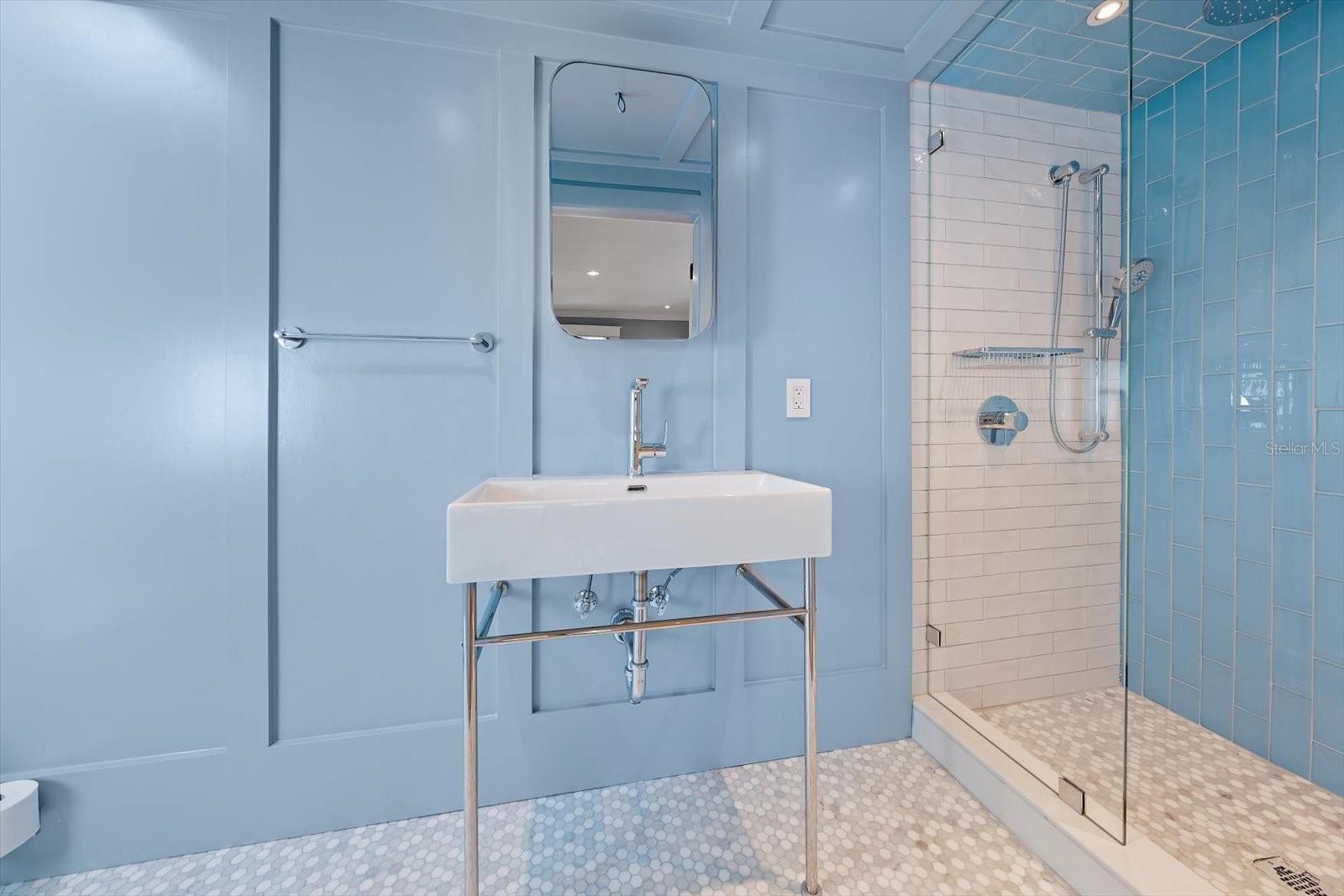 BROWNLEIGH COURT - Residential