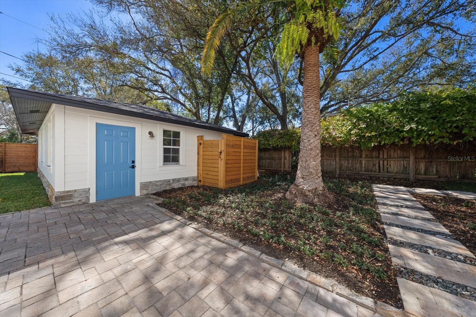 BROWNLEIGH COURT - Residential