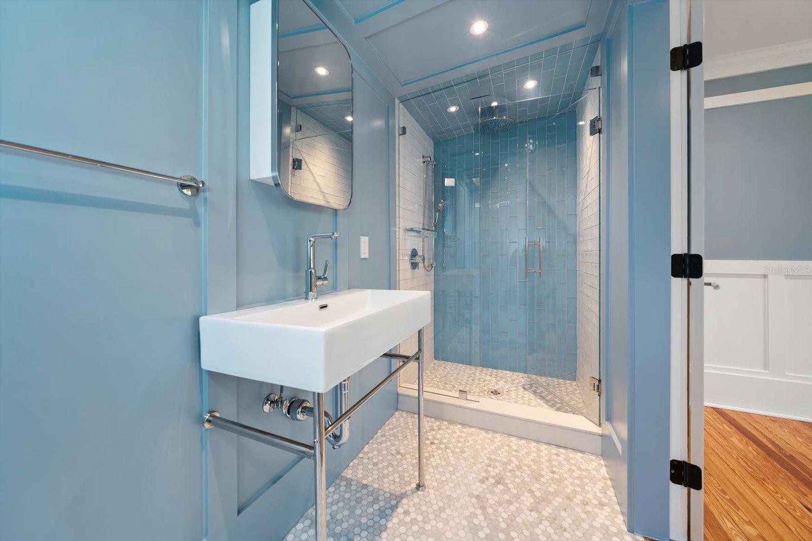 BROWNLEIGH COURT - Residential