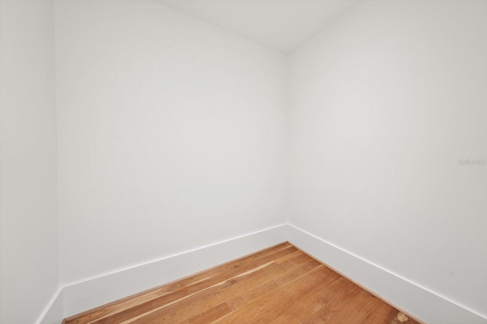 BROWNLEIGH COURT - Residential