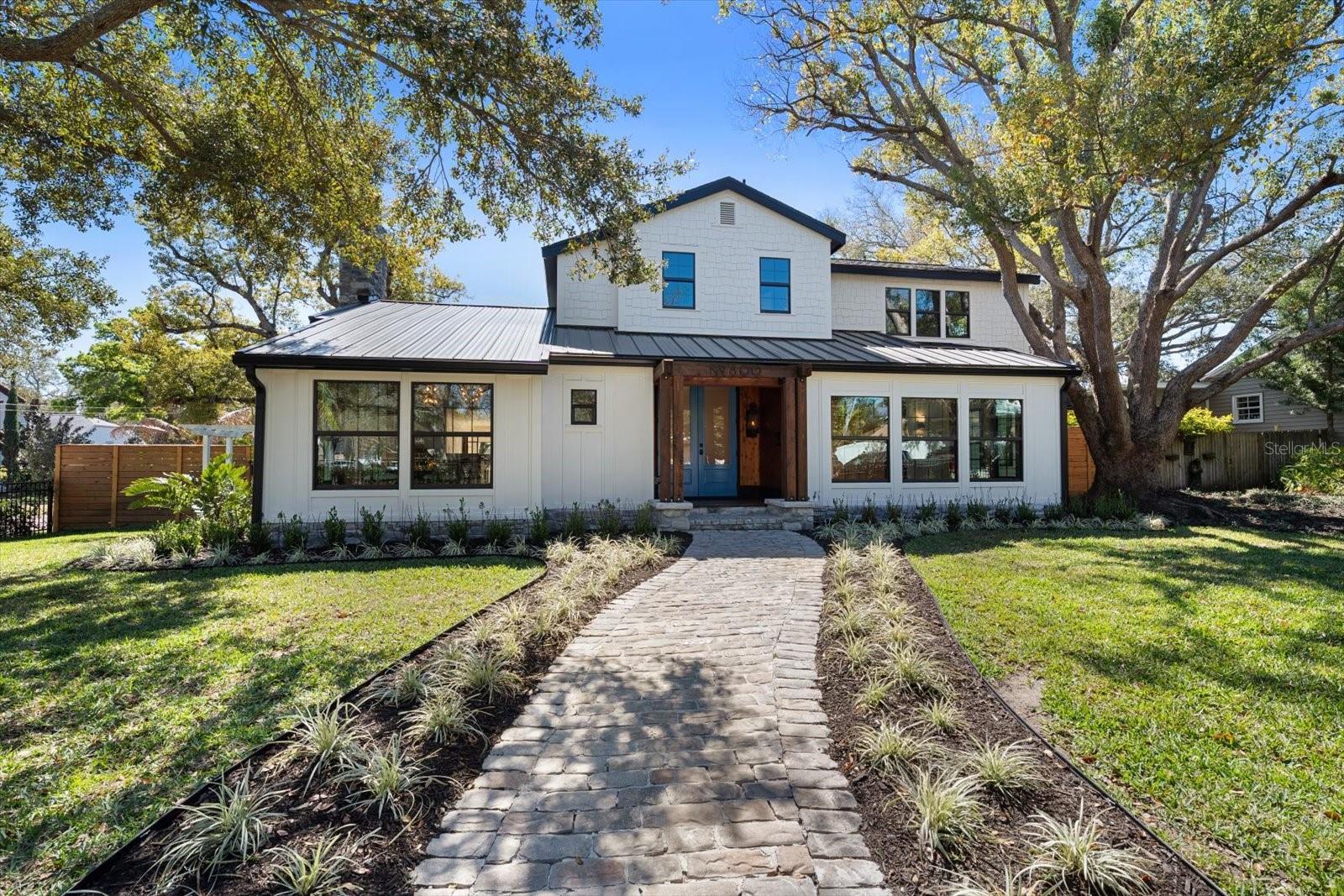 BROWNLEIGH COURT - Residential