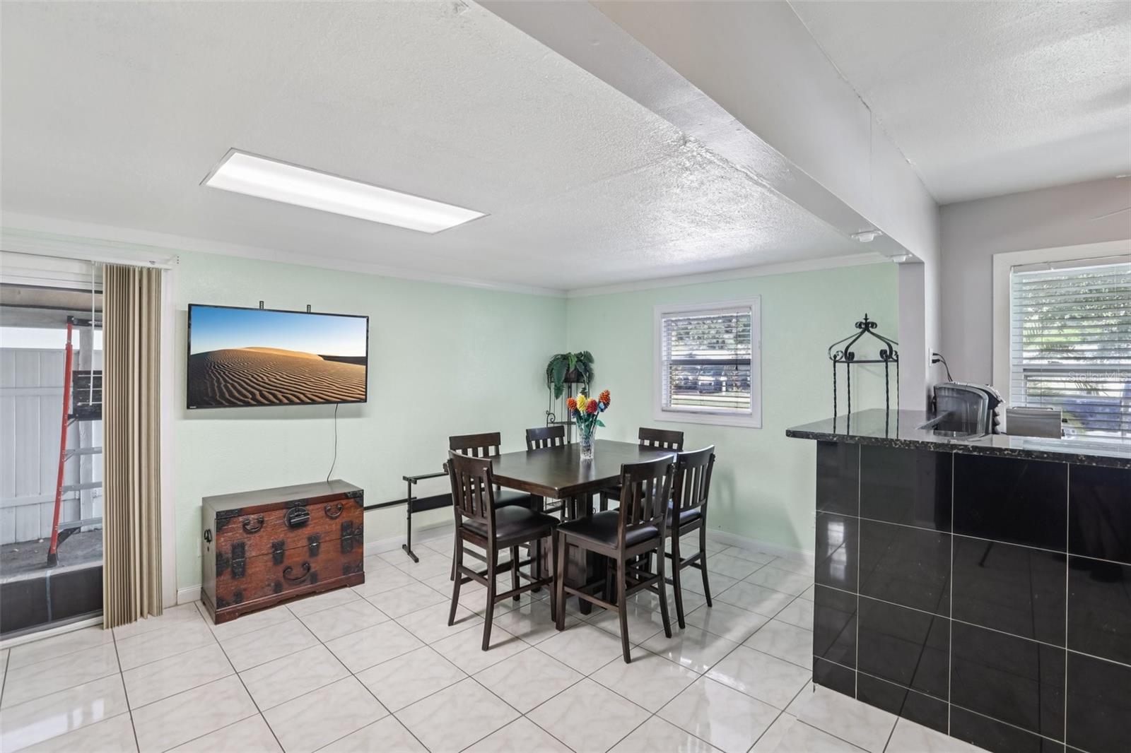 109 EMERALD LANE