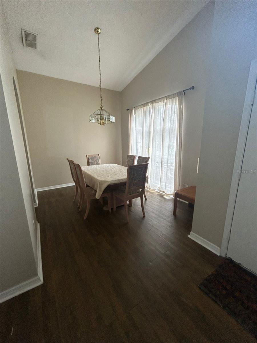 HAMPTON ESTATES - Residential