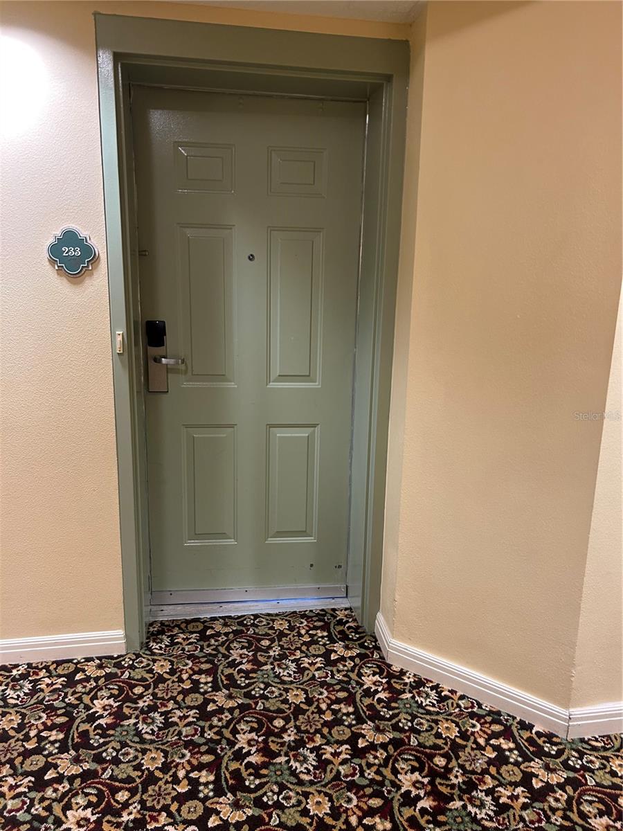 200 OCEAN CREST DR 233