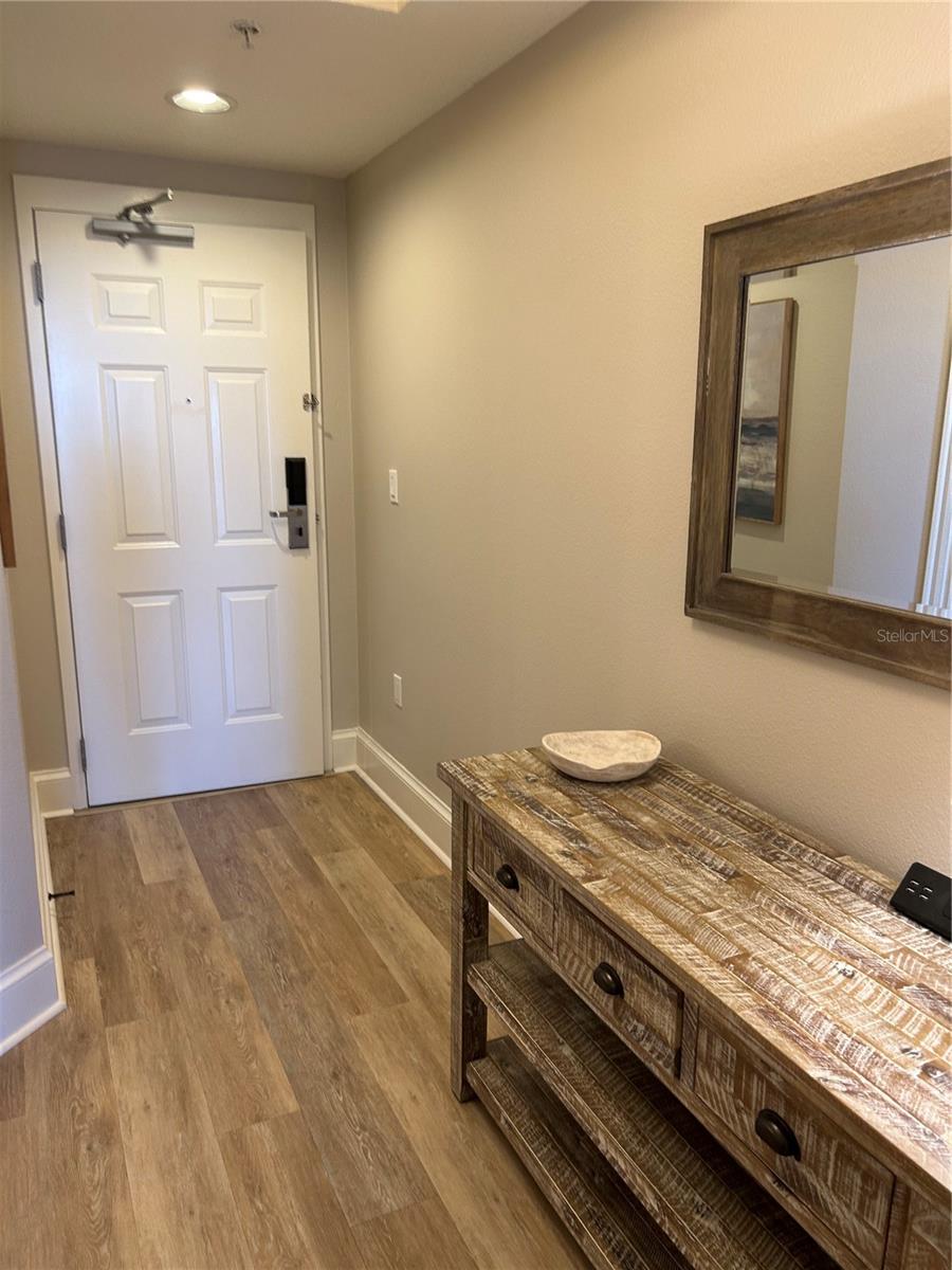 200 OCEAN CREST DR 233