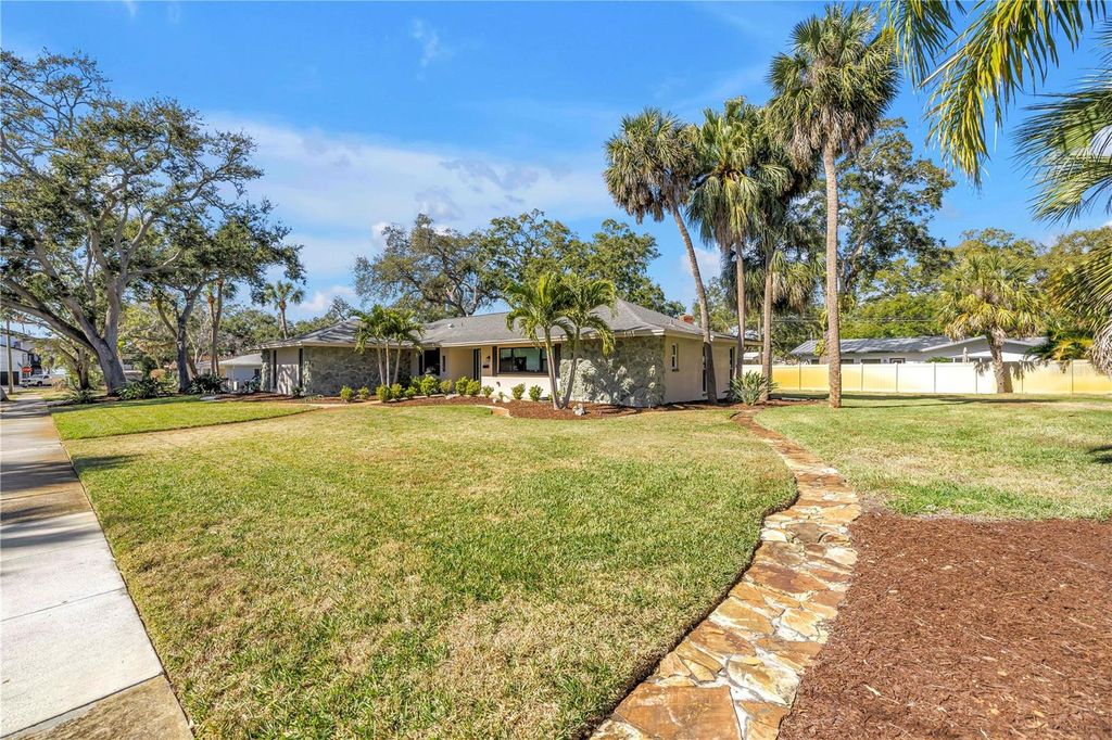 Photo of 8261 28th Avenue N, St Petersburg, FL 33710 (MLS # TB8460920)