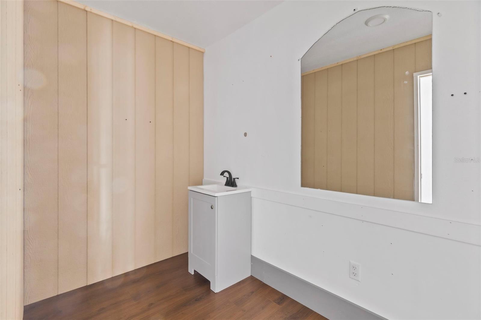 TOWN/ARCADIA - Commercial Sale