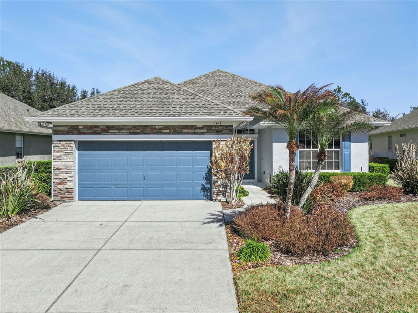 LAKE JAMES PH 01 - Residential