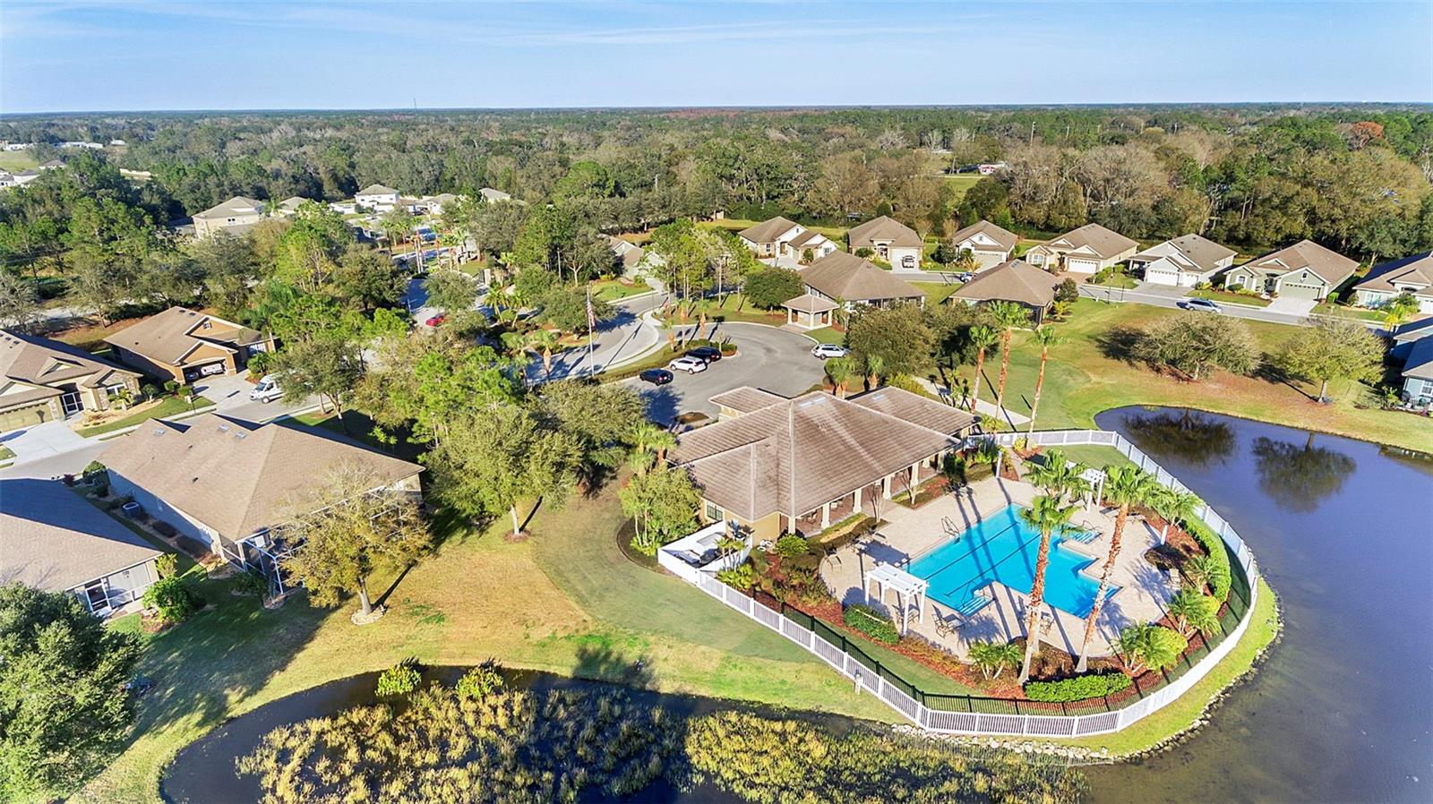 LAKE JAMES PH 01 - Residential