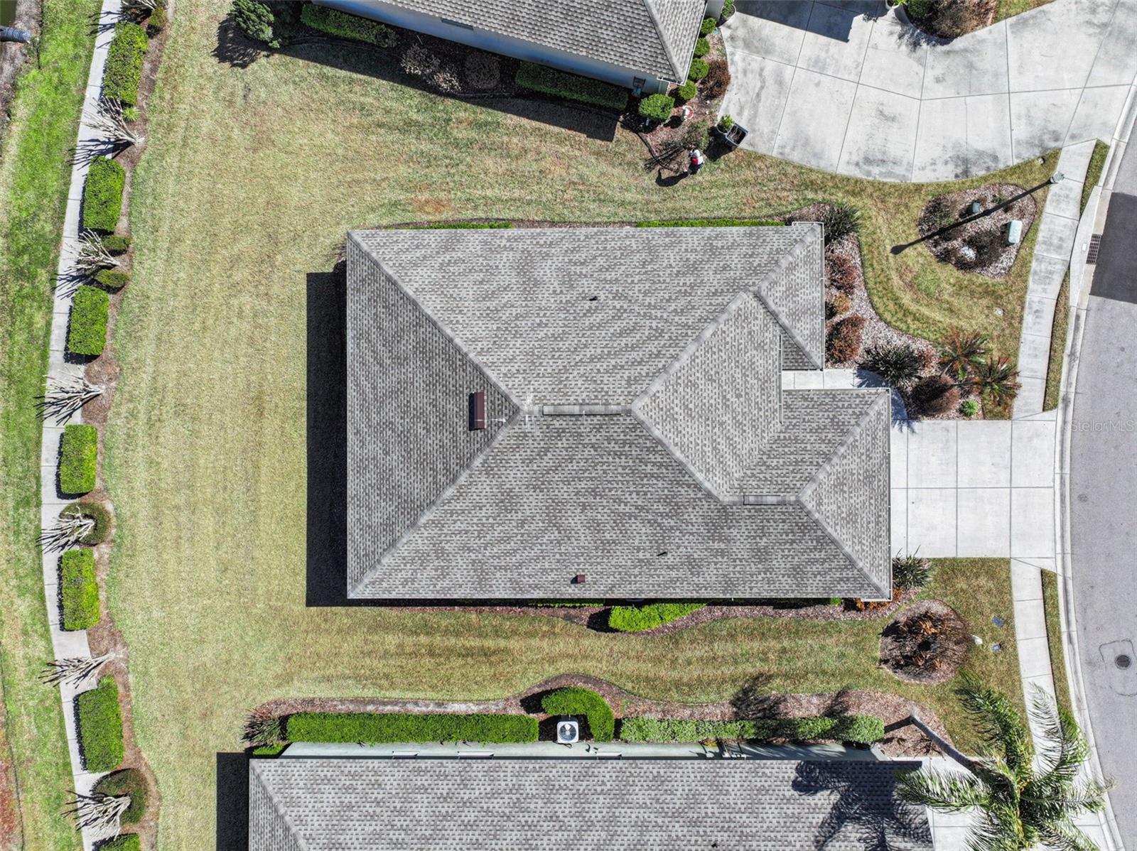 LAKE JAMES PH 01 - Residential