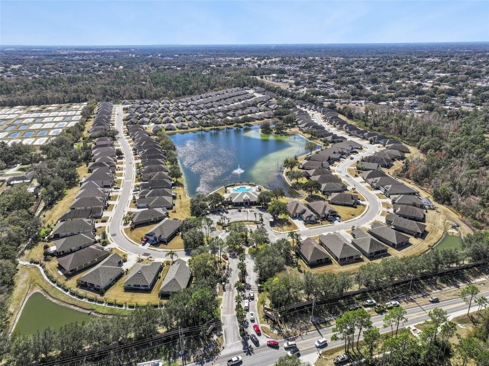 LAKE JAMES PH 01 - Residential