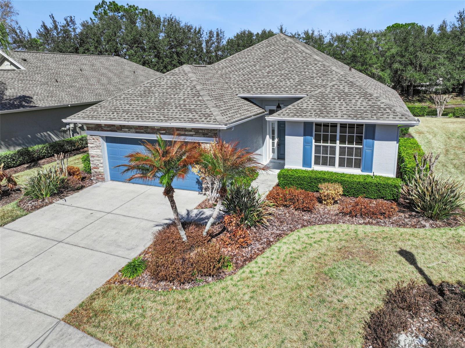 LAKE JAMES PH 01 - Residential