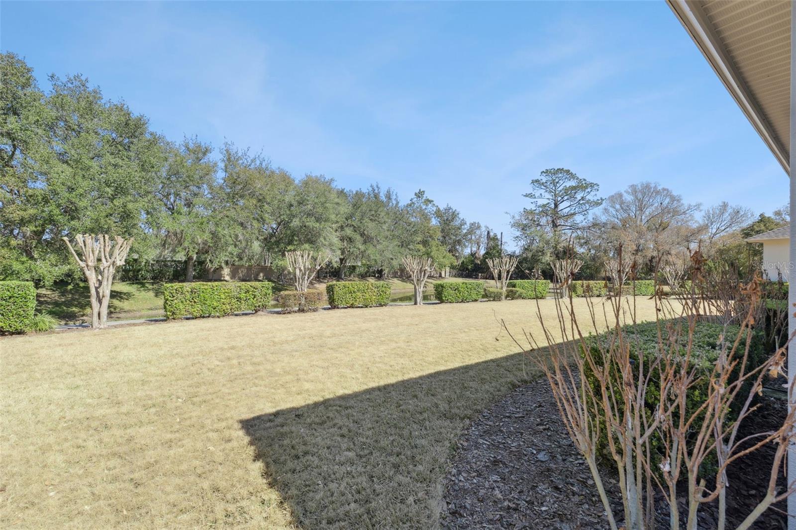 LAKE JAMES PH 01 - Residential