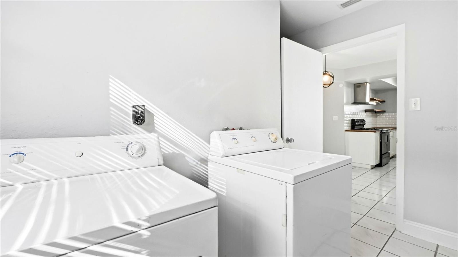 NORTH EUCLID EXT 1 - Residential Lease