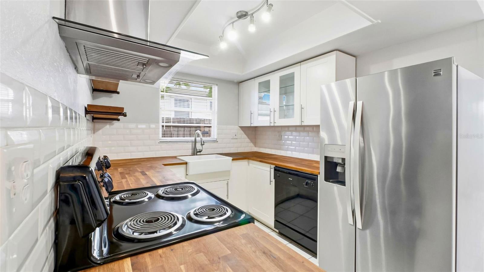 NORTH EUCLID EXT 1 - Residential Lease