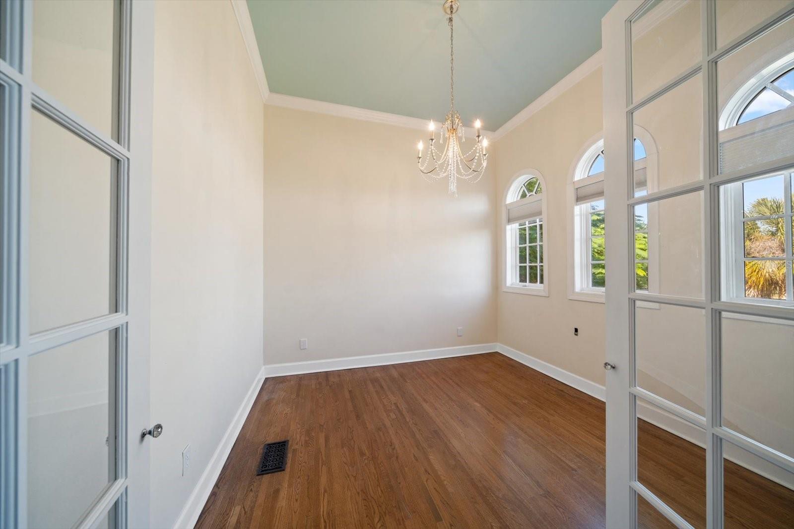 BELLEAIR ESTATES - Residential