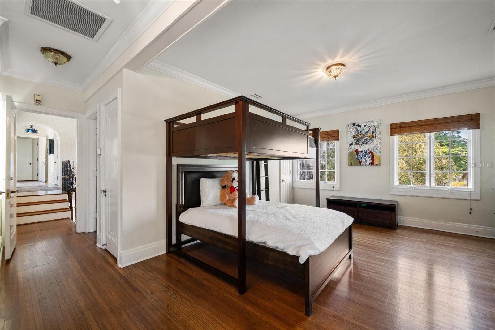 BELLEAIR ESTATES - Residential