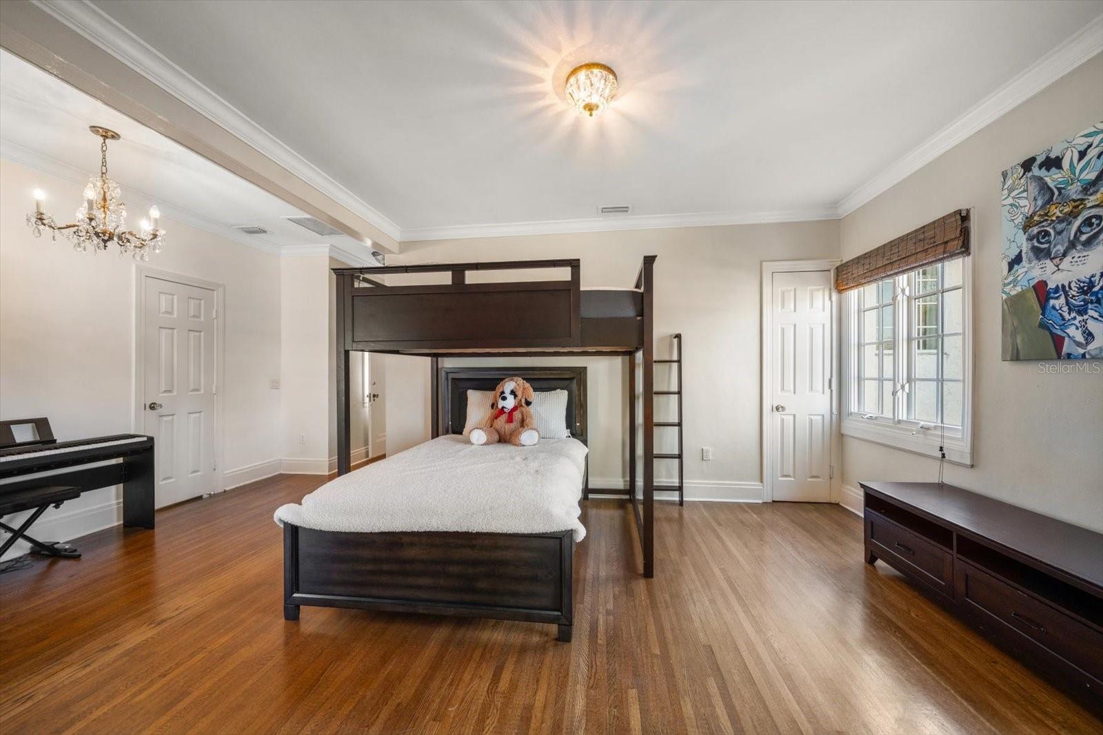 BELLEAIR ESTATES - Residential