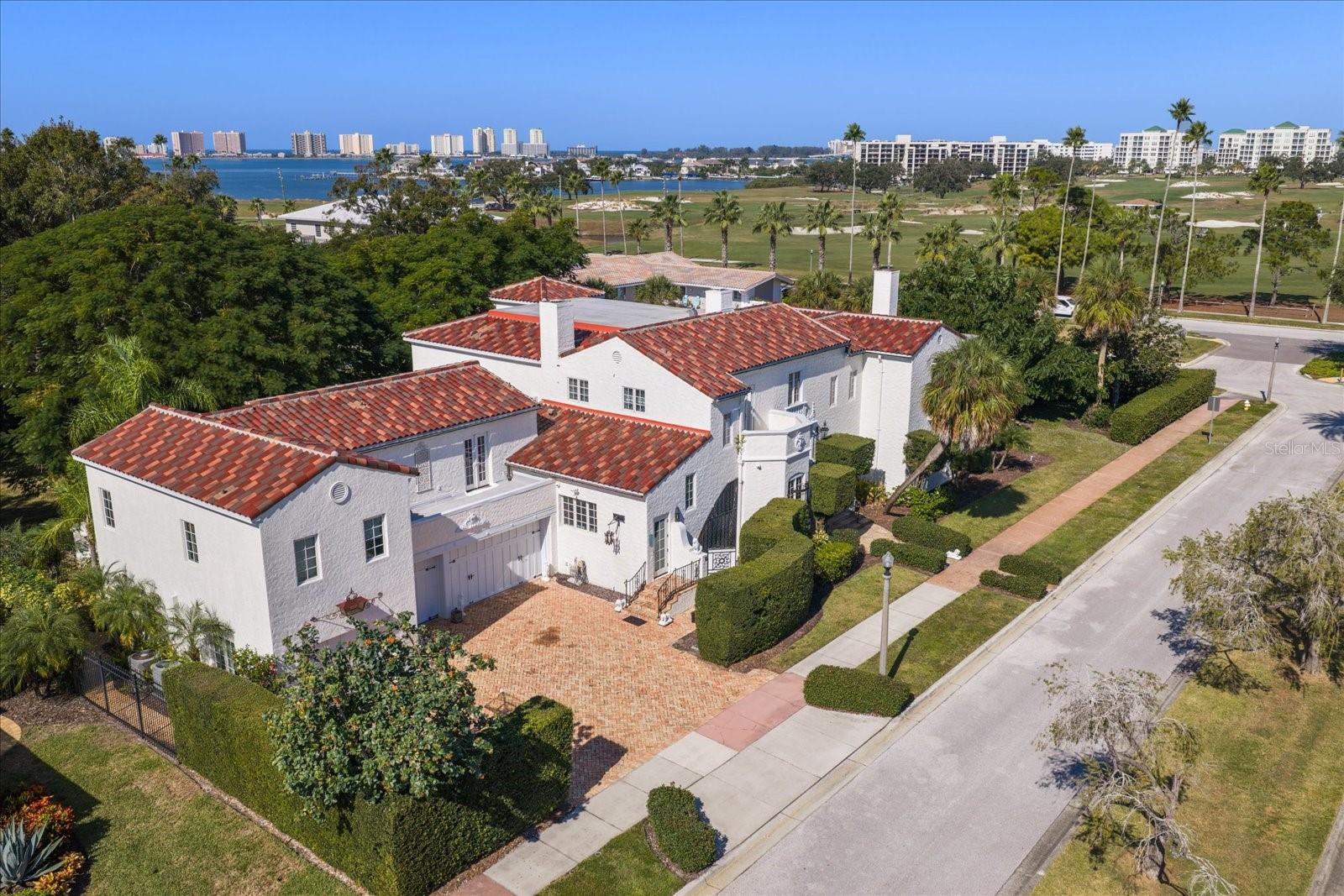 1102 PALM VIEW AVENUE