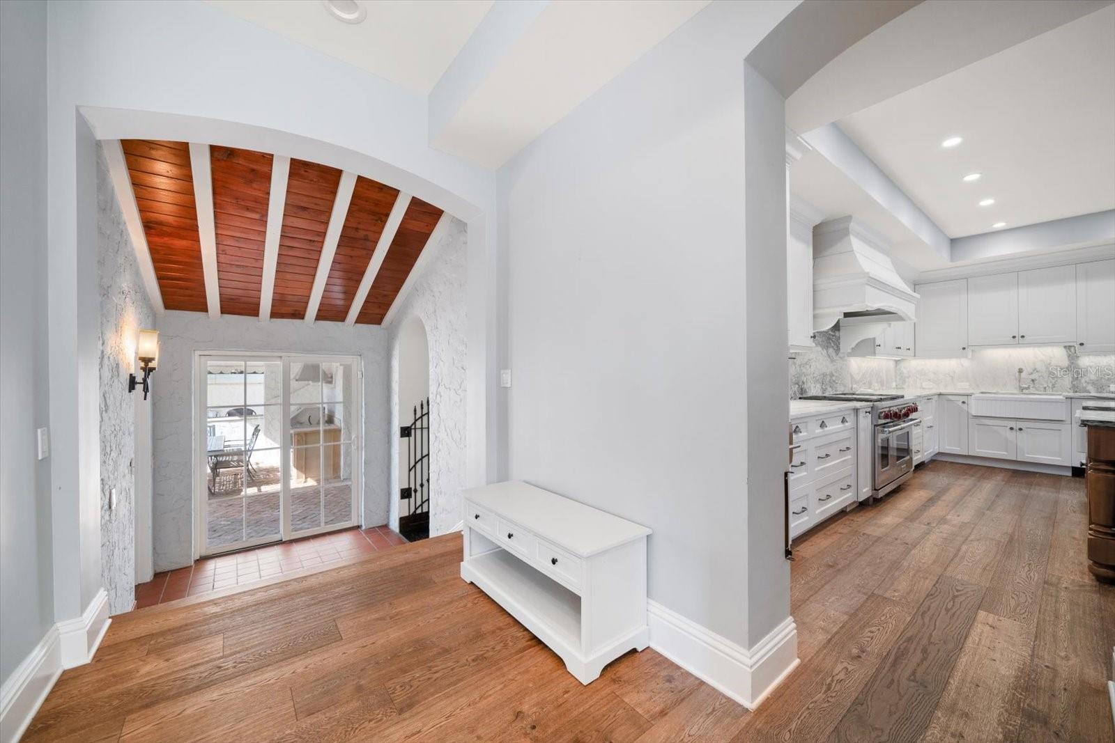 BELLEAIR ESTATES - Residential