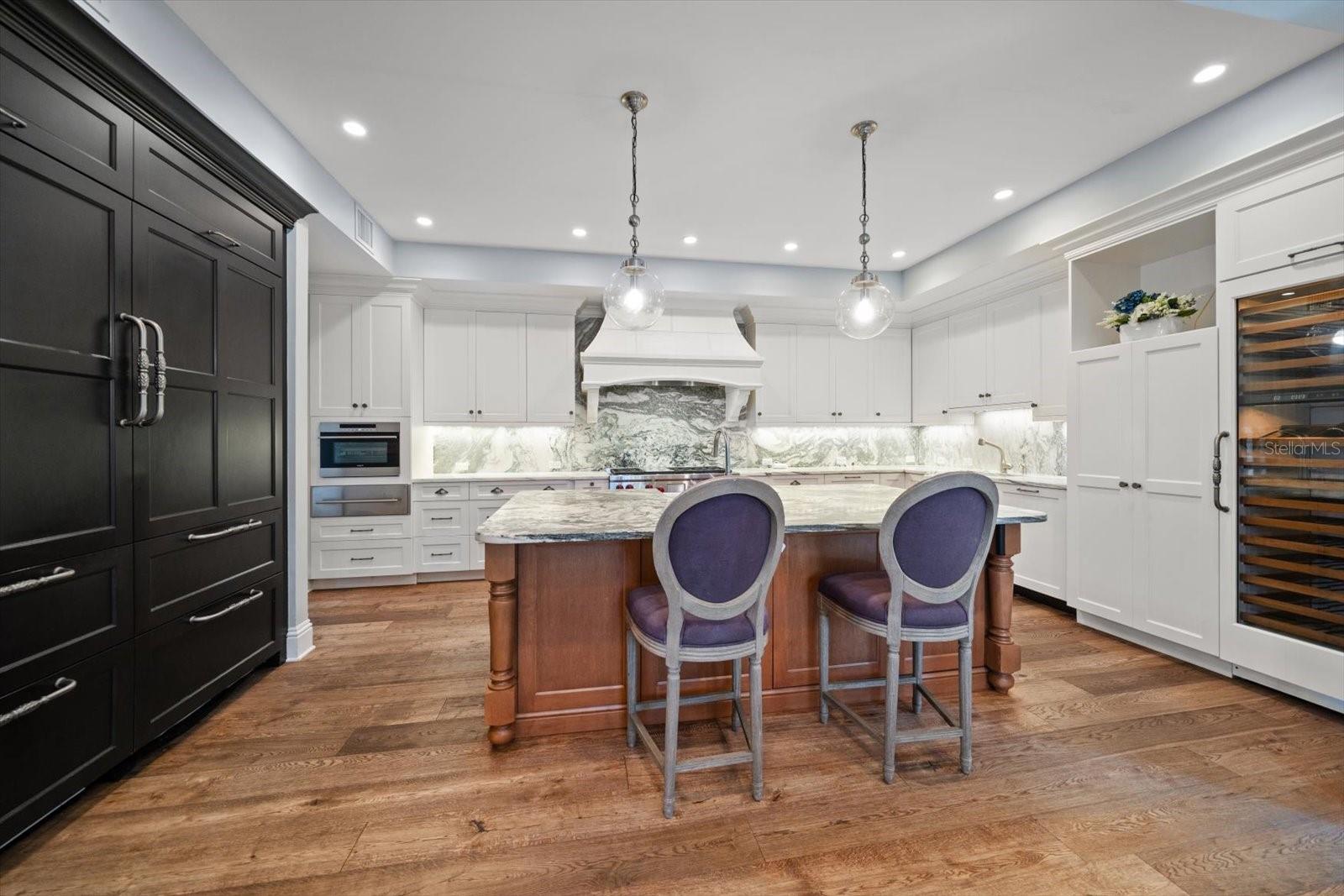 BELLEAIR ESTATES - Residential