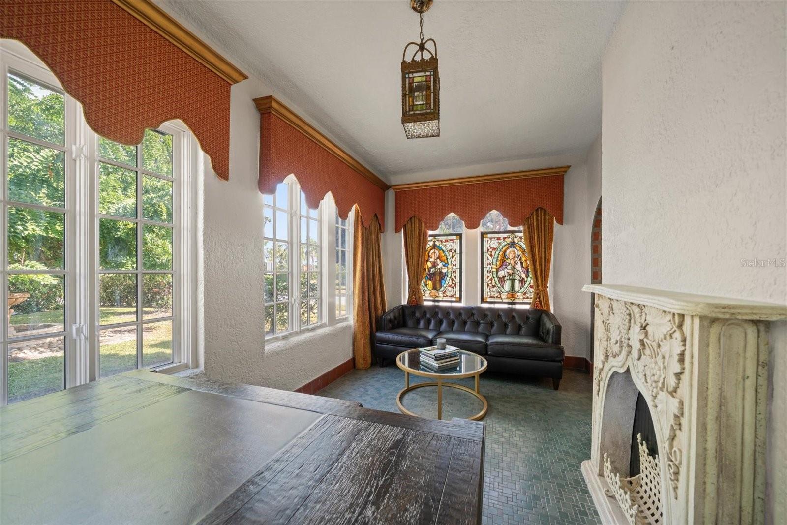 BELLEAIR ESTATES - Residential