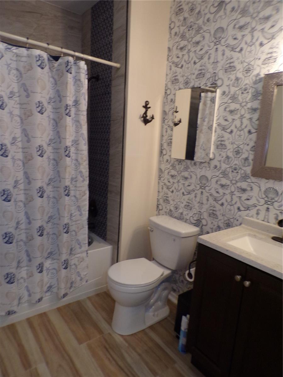 LAKE VIEW II/HERITAGE LAKE PARK - Residential Lease