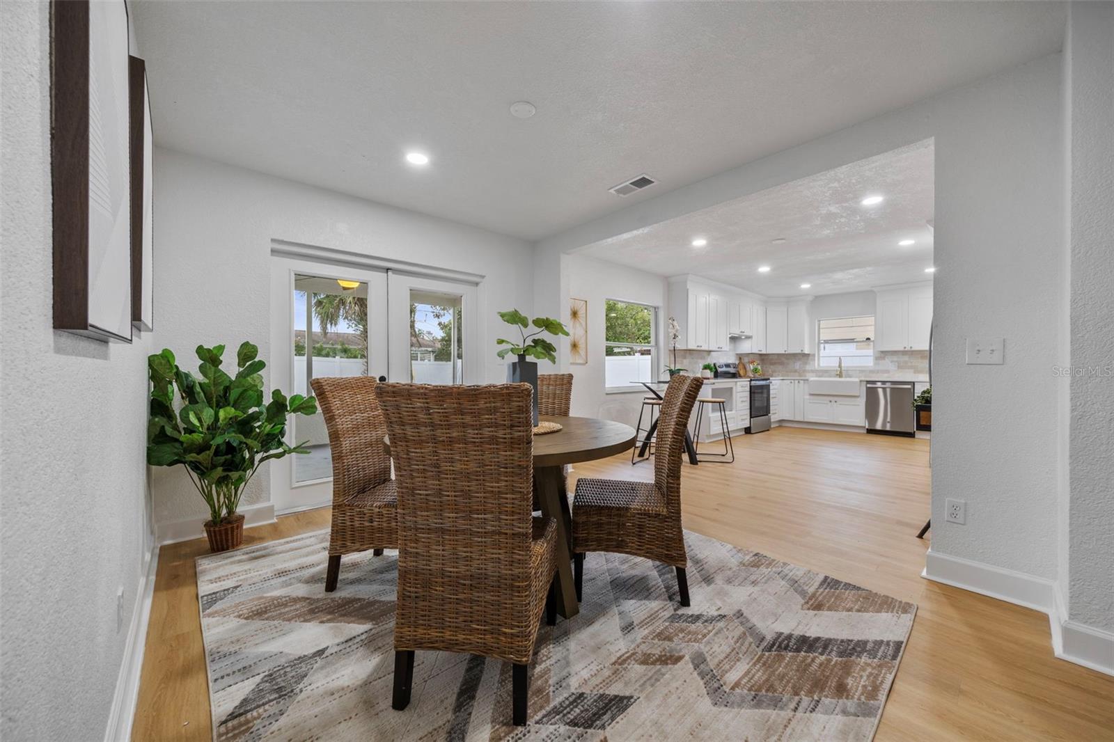 LAKEWOOD ESTATES TRACTS 10-11 - Residential