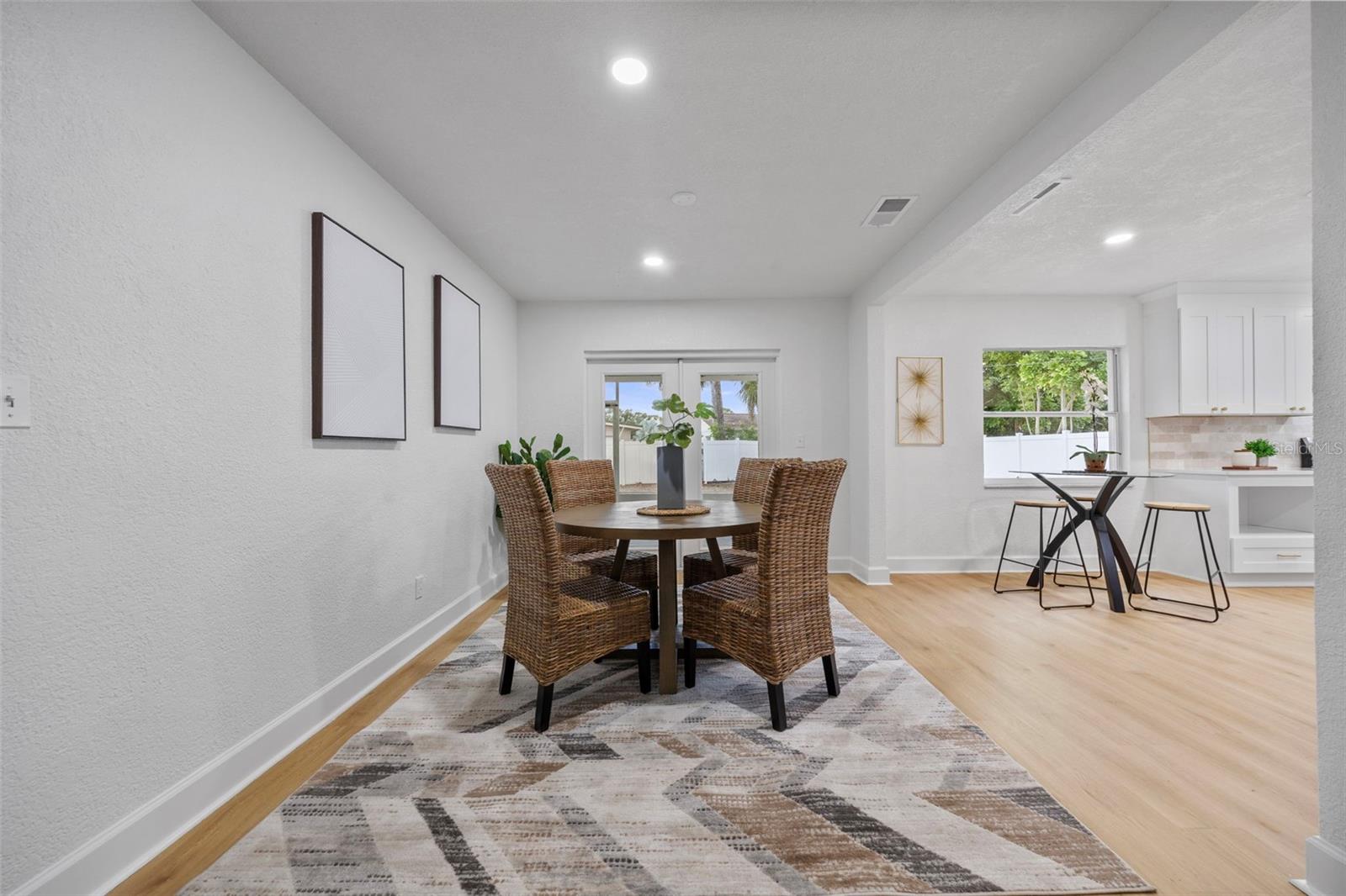 LAKEWOOD ESTATES TRACTS 10-11 - Residential