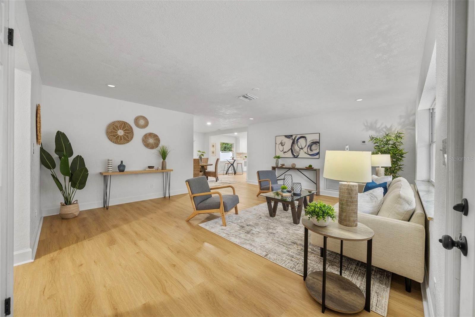 LAKEWOOD ESTATES TRACTS 10-11 - Residential