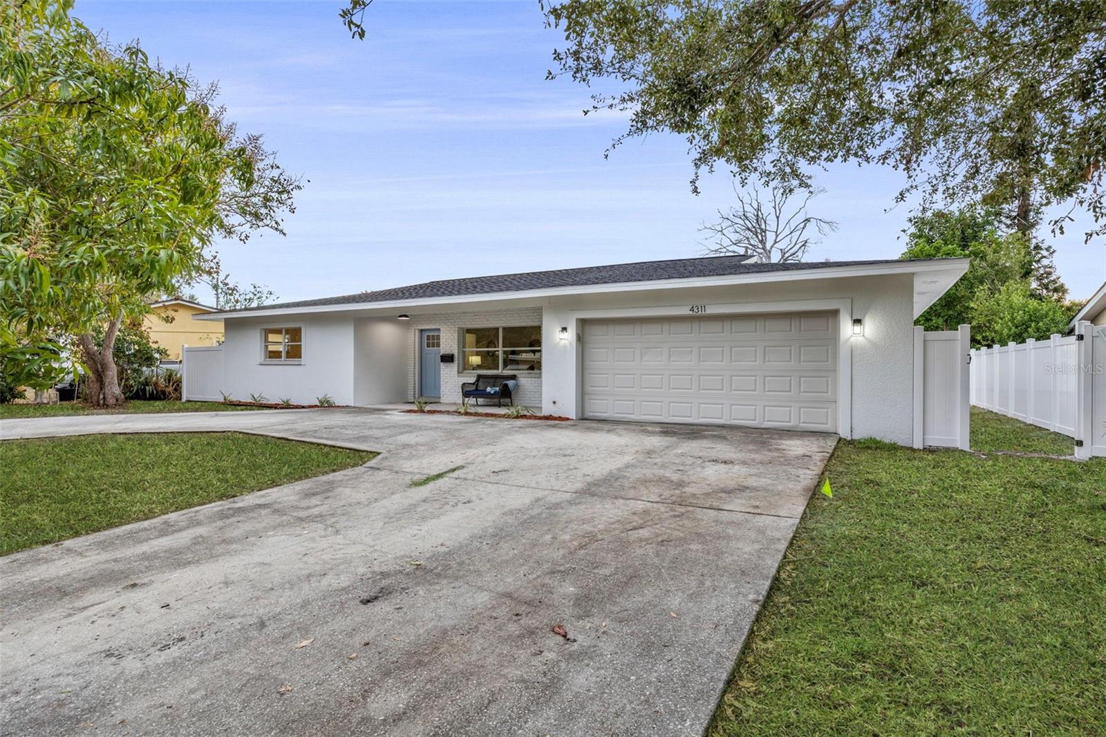 LAKEWOOD ESTATES TRACTS 10-11 - Residential