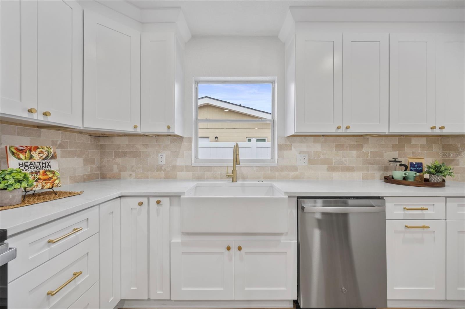 LAKEWOOD ESTATES TRACTS 10-11 - Residential