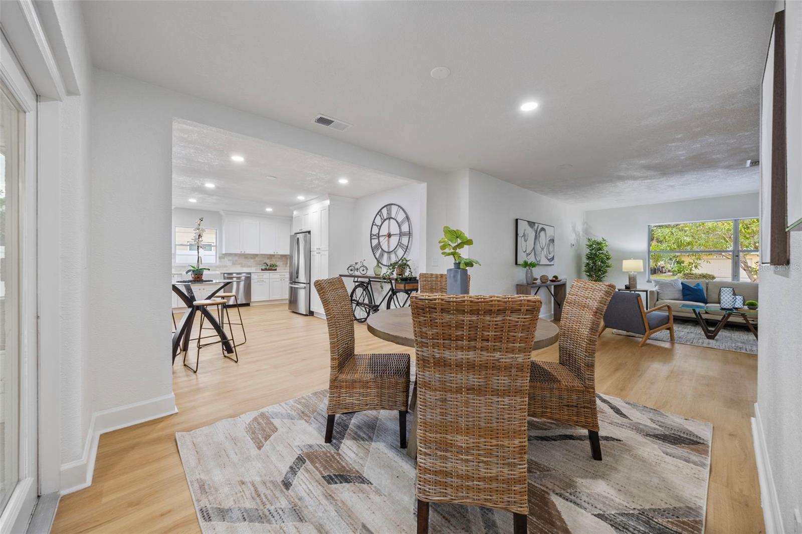 LAKEWOOD ESTATES TRACTS 10-11 - Residential