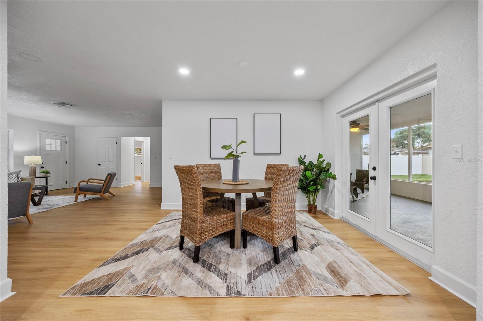 LAKEWOOD ESTATES TRACTS 10-11 - Residential