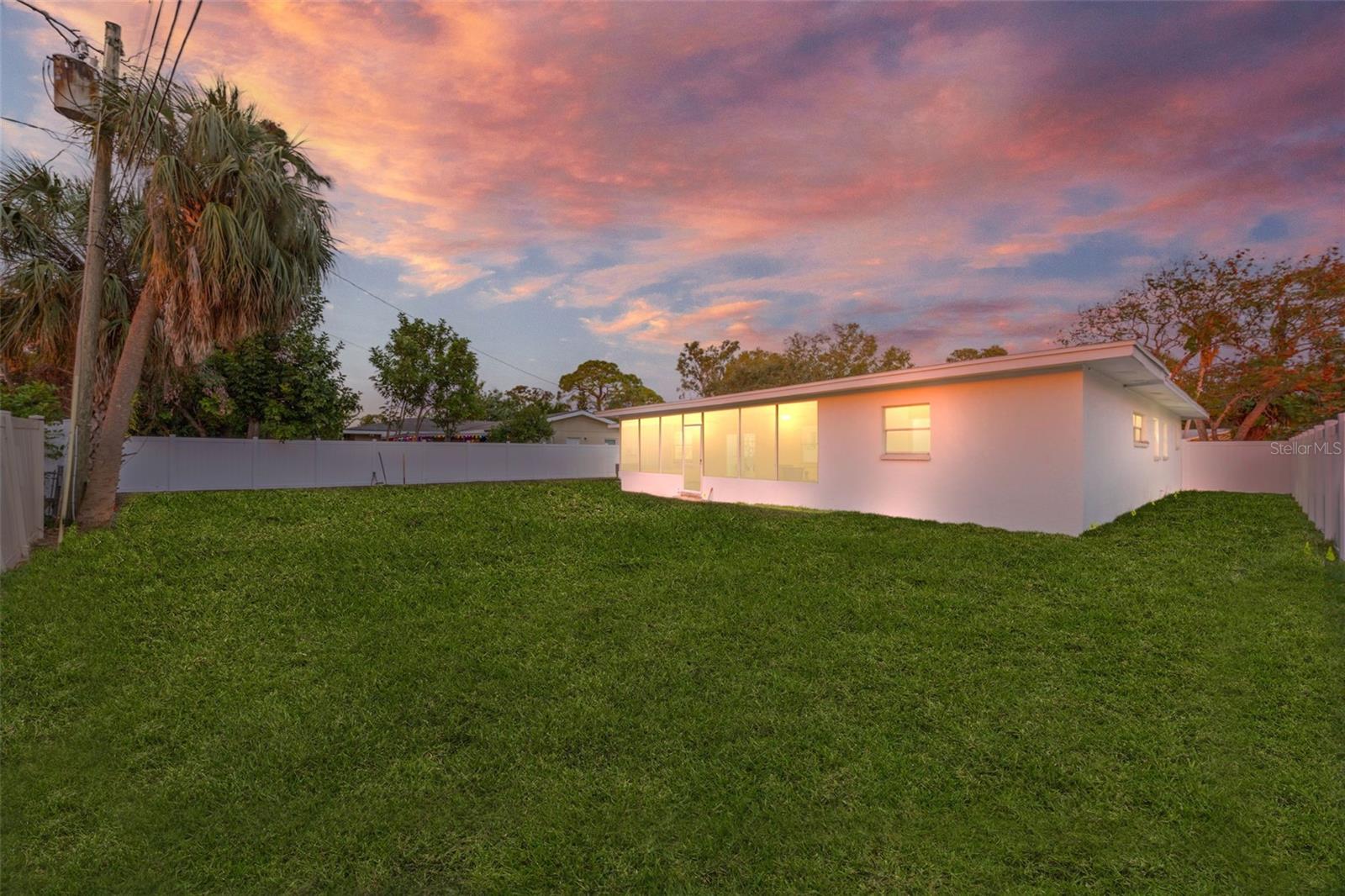 LAKEWOOD ESTATES TRACTS 10-11 - Residential