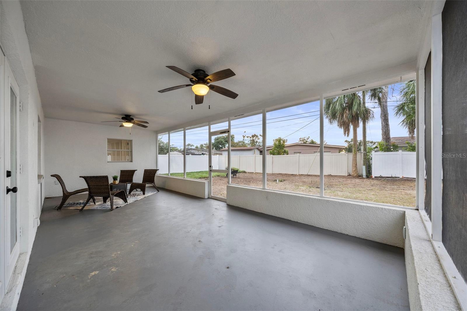 LAKEWOOD ESTATES TRACTS 10-11 - Residential