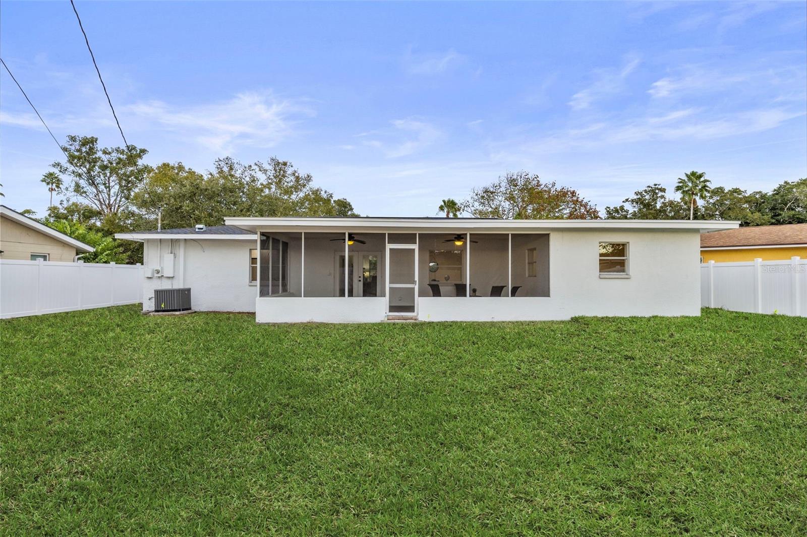 LAKEWOOD ESTATES TRACTS 10-11 - Residential