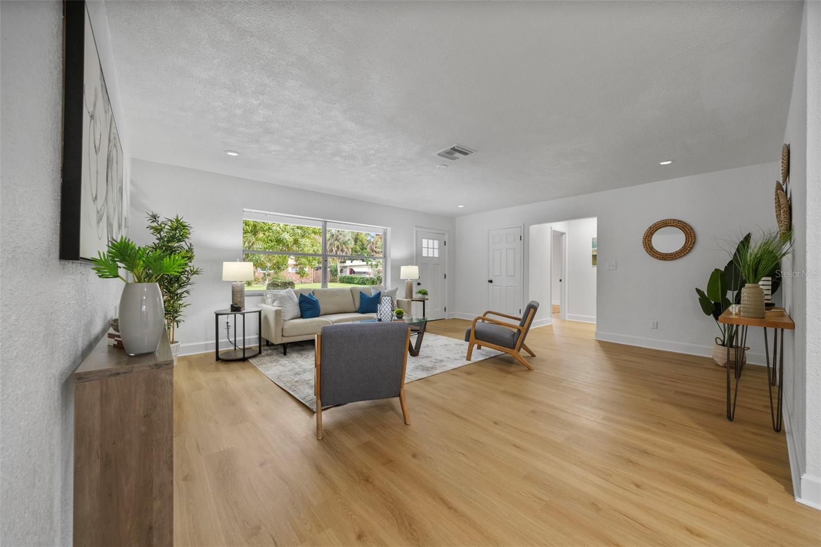 LAKEWOOD ESTATES TRACTS 10-11 - Residential