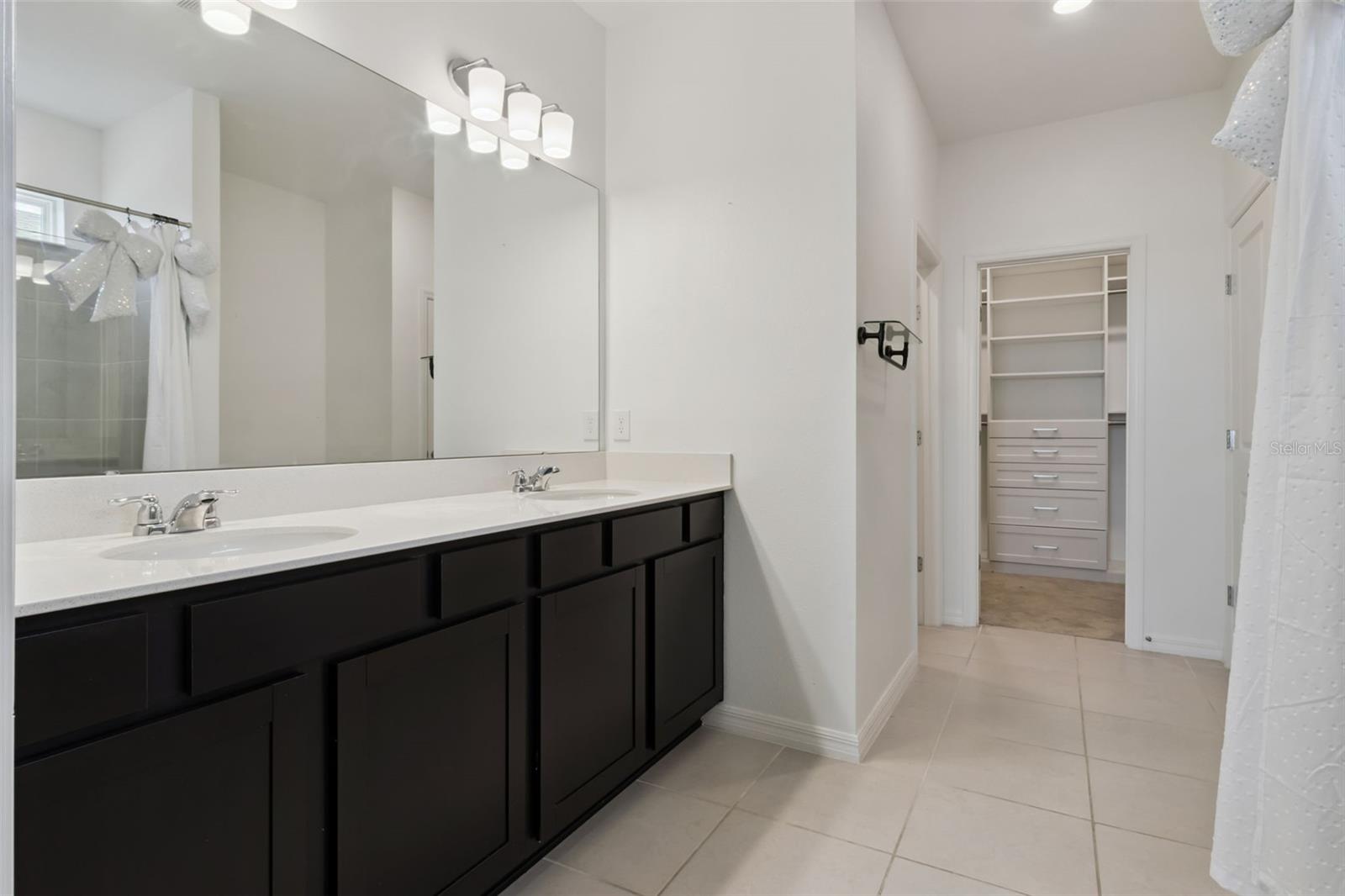 SILVERLAKE PHASE 1 - Residential