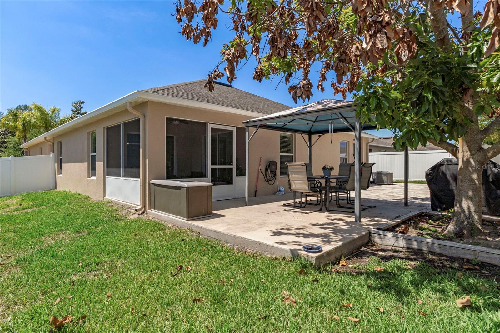 BRIAR OAKS VILLAGE 01 - Residential