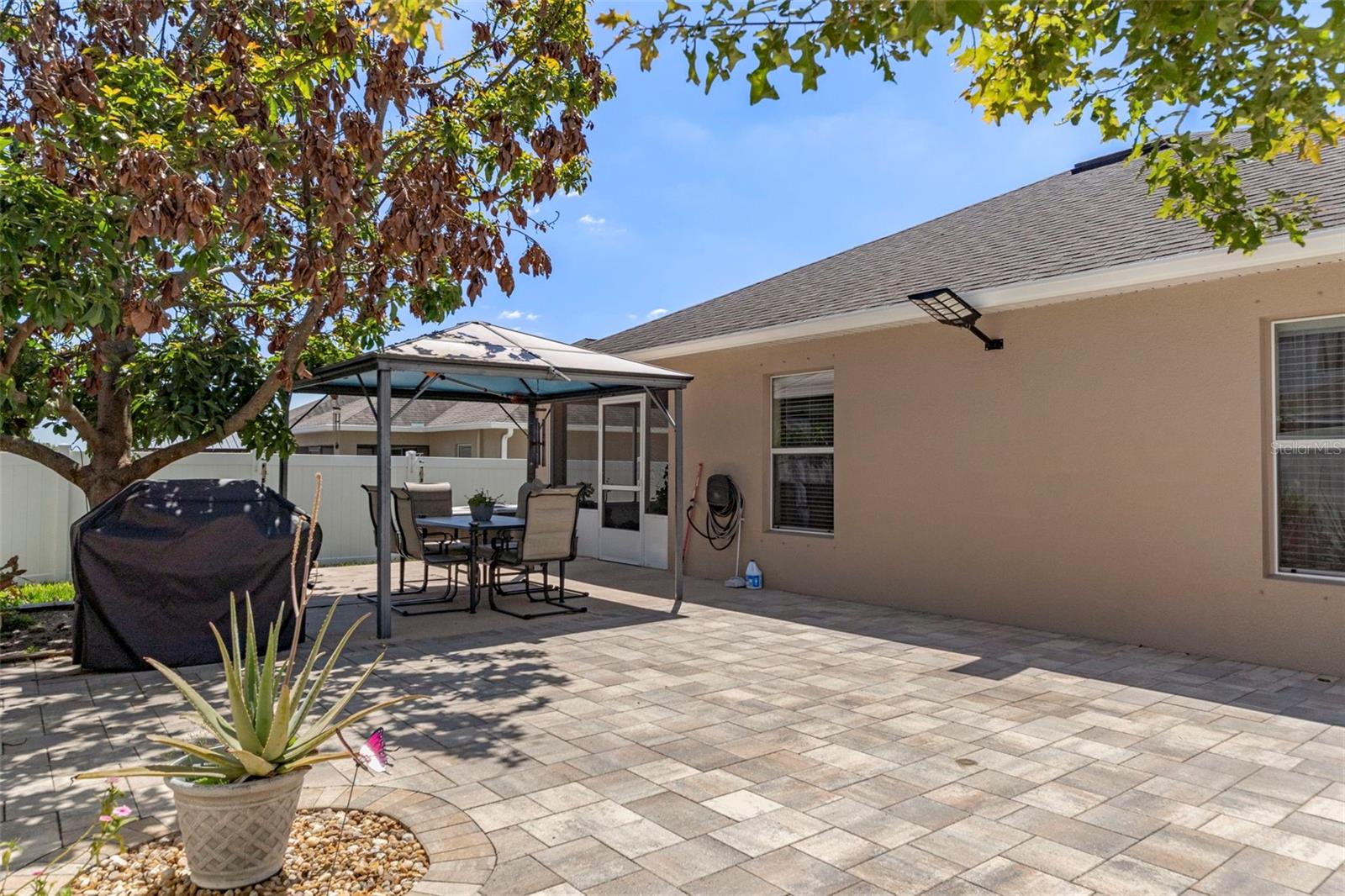 BRIAR OAKS VILLAGE 01 - Residential