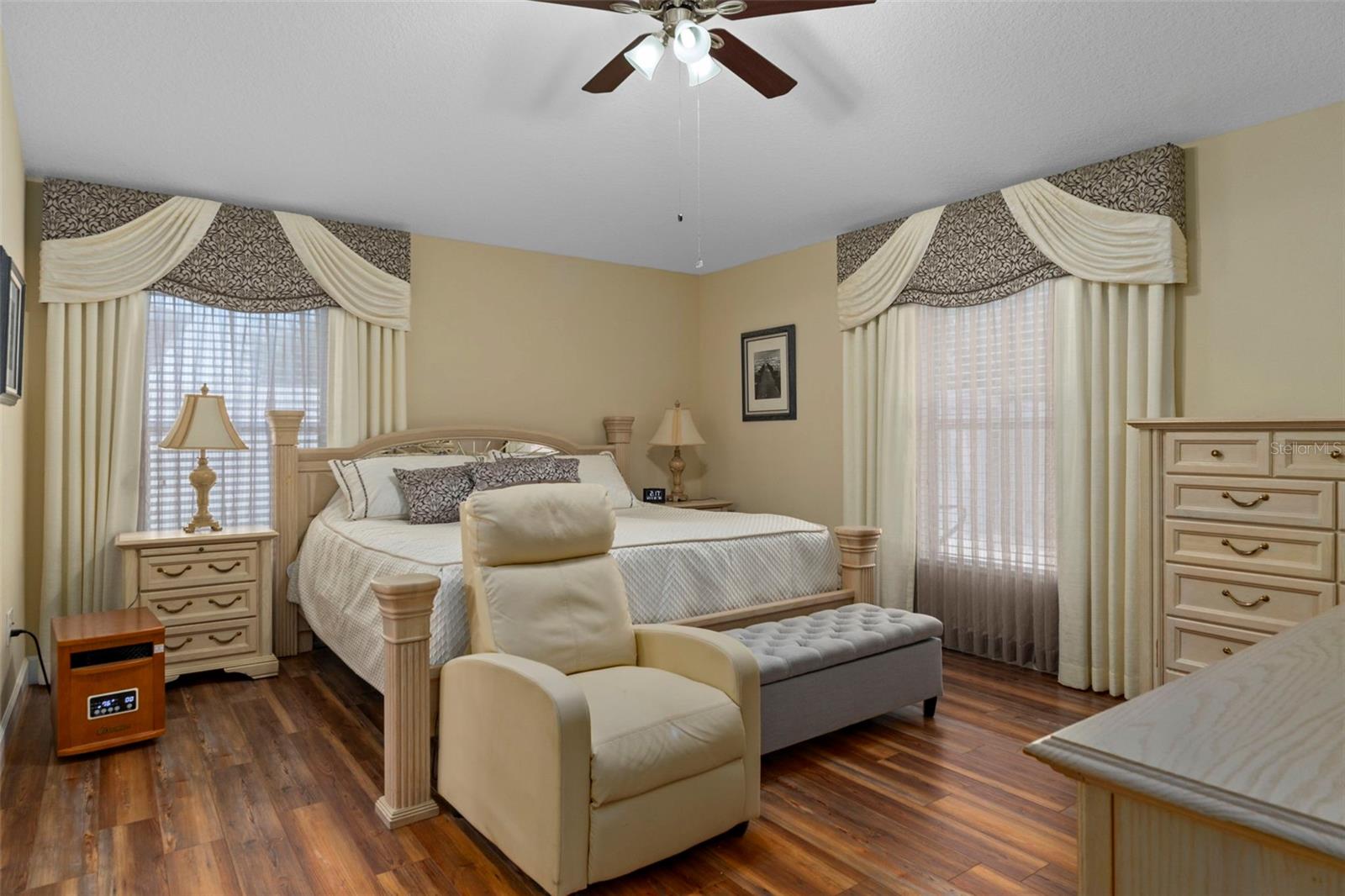 BRIAR OAKS VILLAGE 01 - Residential